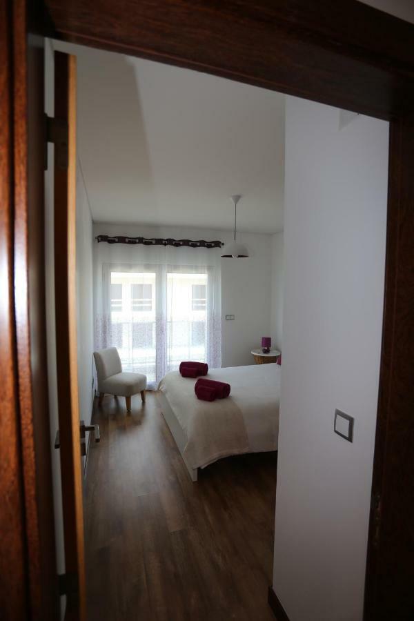 Surf And Stones Apartment Peniche Kültér fotó
